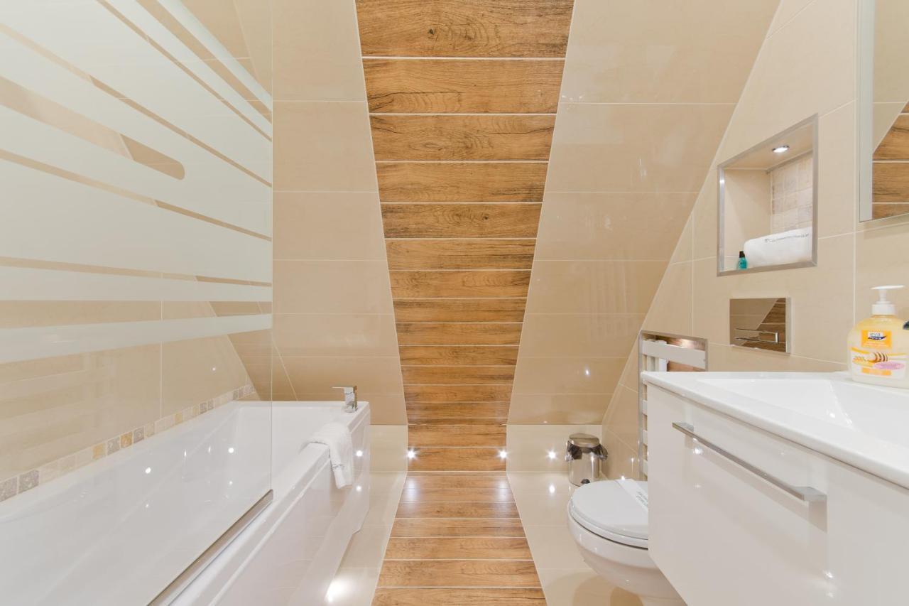 Apartamenty Gdansk Eu - Apartamenty Przy Szerokiej ภายนอก รูปภาพ