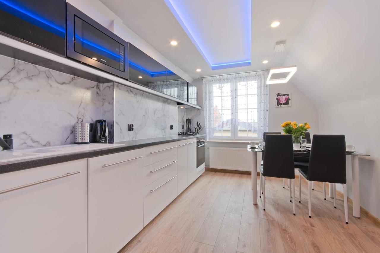 Apartamenty Gdansk Eu - Apartamenty Przy Szerokiej ภายนอก รูปภาพ